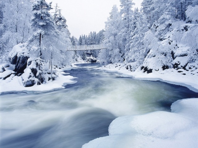 Frozen River (desktopnexus)